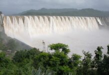 નર્મદા ડેમના પાણીની સપાટી વઘતા તંત્ર દ્વારા લોકોને એલર્ટ રેહવાની જાહેરાત