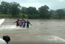 આ તે કેવી મજબૂરી ! કોનો વાંક સરકાર કે કુદરત, સહારો કોણ ?