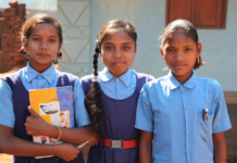 ઓનલાઈન એજ્યુકેશનમાં ગામડાનાં ગરીબ આદિવાસી બાળકોનું શું ?