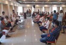 181 વિધાનસભાની કપરાડા યુવા મોરચાની બેઠકનું કાકડકોપર ગામે આયોજન