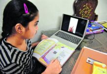 ગુજરાતમાં ઓનલાઇન અભ્યાસમાં 21 દિવસનું દિવાળી વેકેશન