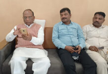 સાંસદ મનસુખ વસાવાના સમર્થનમાં સાગબારાના 29 થી વધુ હોદ્દેદારો અને કાર્યકરોએ પક્ષમાંથી આપ્યાં રાજીનામા