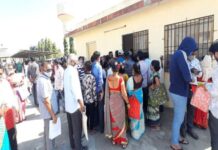 ઉમરગામમાં સામુહિક આરોગ્ય કેન્દ્રમાં ર્માં કાર્ડ કઢાવવા થઇ રહ્યા છે ઉઘરાણા !