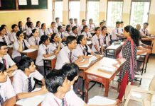 કોરોનાને ધ્યાને રાખી ધોરણ 9 થી 12ના અભ્યાસક્રમમાં 30 ટકાનો કરાયો ઘટાડો