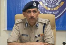 આજે 4 થી વધારે વ્યક્તિના ભેગાં થવા પર સુરતમાં પોલીસ કમિશ્નરનું જાહેરનામું,