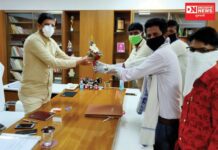 ડાંગ જિલ્લામાં કલેકટર પદે નવનિયુક્ત બી.કે પંડયાનું બહુજન સમાજ પાર્ટી દ્વારા કરાયું સ્વાગત