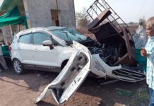 જાણો: ક્યાં બેકાબૂ કાર લોખંડના કેબિન સાથે અથડાતા સર્જાયો જીવલેણ અકસ્માત !