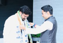 બંગાળમાં મોટું રાજકીય પરિવર્તન, ભાજપ નેતા અને પૂર્વ કેન્દ્રીય મંત્રી તૃણમૂલ કોંગ્રેસમાં જોડાયા
