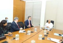 ભારત સ્થિત બ્રિટીશ હાઇકમિશનર એલેકસ એસીસ અને ડેપ્યુટી હાઇકમિશનર પીટર કૂકે કૂકે મુખ્યમંત્રી સાથે કરી મુલાકાત