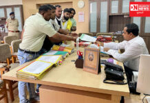 નવસારી BTTSએ પોલીસ ગ્રેડ પેના મામલામાં મુખ્યમંત્રીને સંબોધી નવસારી જિલ્લા કલેક્ટરશ્રીને આપ્યું આવેદનપત્ર