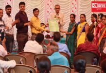 વાંસદા ઉપસળ પ્રા. શાળાના શિક્ષક વયનિવૃત્ત થતા ભૂતપૂર્વ વિધાર્થીઓની આંખો થઇ ભીની !