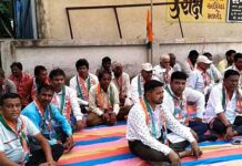 UPના લખીમપુરના ખેડૂતો ઉપર ગાડી ચડાવનાર વિરુદ્ધ કડક કાર્યવાહી કરવા નર્મદા જિલ્લા કોંગ્રેસની માંગ