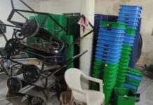 ચીખલીની કઈ ગ્રામ પંચાયતને સ્વસ્છતા માટે અપાયેલી લારીઓ અને કચરાપેટીઓ ધુળખાતી હાલતમાં હોવાના ચિત્રો આવ્યા બહાર.. જાણો