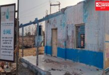 છેલ્લા એક વર્ષથી આહવાનાં કામદ ગામના ભૂલકાઓ તૂટેલી આંગણવાડીમાં પ્રવૃત્તિ કરવા મજબુર: તંત્ર બન્યું ધ્રુતરાષ્ટ