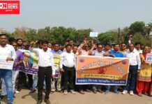 પારડીમાં શિક્ષકોએ જૂની પેન્સન યોજના ચાલુ કરવાની માંગ સાથે રેલી કાઢી કનુભાઈ દેસાઈને આપ્યું આવેદનપત્ર