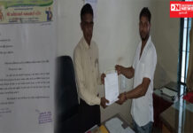 ધરમપુરમાં તલાટી-કમમંત્રીઓના પડતર પ્રશ્નોનું નિરાકરણ લાવવા બાબતે કલ્પેશ પટેલે આપ્યું આવેદનપત્ર