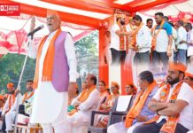 વાંસદામાં પરસોત્તમ રૂપાલાએ કોંગ્રેસના સુત્રને લઈને કહ્યું.. ‘અમારું કામ બોલે છે’ પરંતુ કોંગ્રેસ તો 27 વર્ષથી સત્તામાં નથી તો મારા બેટાઓ એ શું કામ કર્યું હશે..