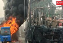 એન્જિનમાં શોર્ટસર્કિટ થવાના કારણે ભડકે બળી બસ.. બસ બળીને ખાખ.. કોઈ જાનહાની નહિ