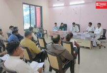 સાગબારા તાલુકા પંચાયતમાં ધારાસભ્ય ચૈતર વસાવાએ વિવિધ વિભાગોની કામગીરીની સમીક્ષા કરી યોજી બેઠક