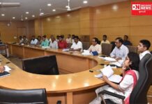 વલસાડ જિલ્લામાં પ્રાકૃતિક ખેતીની સમીક્ષા બેઠક કલેક્ટર ક્ષિપ્રા આગ્રેના અધ્યક્ષસ્થાને યોજાઈ