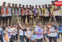 ખેરગામમાં વાડ રૂઢિ ગ્રામસભા દ્વારા થયું આદિવાસી પ્રીમિયમ લીગ મેચ.. કિંગ પેસર ટીમ વિજેતા