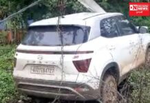 વાંસદાના મોટી વાલઝર ગામ પાસે કાર વીજપોલ સાથે ભયાનક અકસ્માત.. વીજપોલ તૂટયો.. કાર સવારનો આબાદ બચાવ