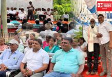 ભારતીય રેલ્વેમાંથી નિવૃત થયેલા ચીખલીના મિયાઝરી ગામના આદિવાસી ચીમનભાઈનો યોજાયો વિદાય સમારંભ..