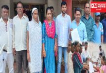 કપરાડા વાવર ગામના રીથમાળ ફળિયામાં કપરાડાના પોલીસ હેડ કોન્સ્ટેબલના કારણે થયેલ ચોરી બાબતે કપરાડા મામલતદારને આવેદનપત્ર આપ્યું.