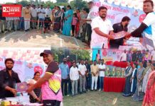 સોનગઢમાં યુસુભ ગામીત દ્વારા યોજાઈ ટુર્નામેન્ટ.. 34 ટીમોના કેપ્ટનોને અપાયું ભારત દેશનું બધાંરણ.. જુઓ વિડીયો