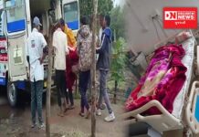 નર્મદા પોલીસ માનવતાને ભૂલી નિર્દયતાની હદ પણ વટાવી.. ખેડૂતને ઢોર માર મારી કર્યો હોસ્પિટલ ભેગો.. જુઓ વિડીયો