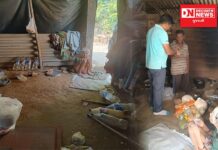 વલસાડના કરમખલ ગામની નિરાધાર દાદી અને મન બુદ્ધિ દીકરાને મદદનો હાથ આપતા જય જલારામ અન્નપૂર્ણા સેવાના જીતુભાઈ પટેલ..