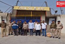 ભરૂચની જેલમાં આજીવન કેદની સજા ભોગવતા ત્રણ કેદીઓને ગુજરાત સરકારના ધોરણો મુજબ વહેલી અપાઈ જેલમુક્તિ..