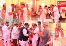 રાજપીપળાના પૂર્વ ધારાસભ્ય શ્રી હર્ષદભાઈ વસાવા તેમના સમર્થકોએ સી.આર.પાટીલના હસ્તે ધારણ કર્યો કેસરિયો..