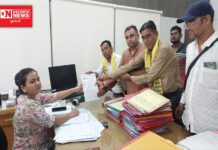 વલસાડ જિલ્લા આપ પ્રમુખ જયેન્દ્ર ગાંવિતના અધ્યક્ષ સાથે કલેકટરને આવેદનપત્ર આપી કાયમી શિક્ષકોની ભરતી કરવા માંગ..