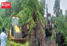 ડાંગમાં કાકશાળ થી શેન્ગળમાળ ગામ વચ્ચે લેન્ડ સ્લાઇડના કારણે અવરોધાયેલ રસ્તો ખુલ્લો કરવા કામગીરી હાથ ધરાઇ..