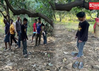 વાંસદાના ખાનપુર ગામમાં આદિવાસી યુવકની હત્યા કે આત્મહત્યા ? જમીન પર પગ અને ફાંસો ખાધેલી હાલતમાં મળી લાશ..ઘેરાતું રહસ્ય..