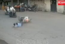 મોપેડ સ્લીપ થતાં બે સગીરનો આશ્ચર્યજનક બચાવ