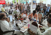 કોરબ કંપની કેમિકલયુક્ત પાણી ઉમરગામ નંદીગામમાં છોડતા બોર-કૂવાના પાણી થયા દૂષિત.. લોકો ચામડીના રોગોના બન્યા શિકાર..