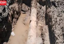 નવસારી લુન્સીકૂઈ વિસ્તારમાં પીવાના પાણીની લાઇન તૂટી…