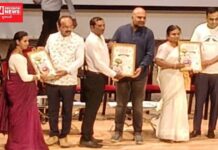 ચીખલીની સારવણી હાઈસ્કૂલના શિક્ષિકા સુનિતાબેન થોરાટ પર્યાવરણ સરક્ષણ એવોર્ડ -2025 થી સન્માનીત..