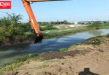 નવસારી શહેરના રિંગરોડની એક બાજુ કાંસની સફાઈ, બીજી બાજુ નહી..