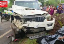 વાંસદાના રવાણીયા પેટ્રોલપંપ પાસે બાઇક સવાર દંપતીને સ્કોર્પિયોએ અડફેટે લેતાં સ્થળ પર જ મોતના દ્રશ્યો..