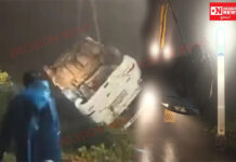 સાપુતારામાં કાર રોડની સાઈડની રેલિંગ તોડી 100 ફૂટ ઊંડી ખીણમાં ખાબકી.. પરિવારનો ચમત્કારિક બચાવ..