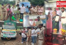 વાંસદાના વન મહોત્સવમાં વૃક્ષારોપણ અને વૃક્ષરથનું પ્રસ્થાન કરાવી પર્યાવરણના જાળવણીનો સંદેશ આપતાં ધારાસભ્ય અનંત પટેલ..