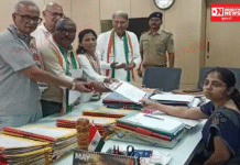 નવસારી શહેરના જર્જરીત રસ્તાઓને લઈ કોંગ્રેસે કલેક્ટરને આવેદન આપ્યુ..