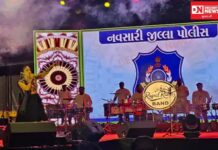 નવસારી જિલ્લા પોલીસના જવાનો માટે નવરાત્રિ બંદોબસ્ત બાદ પોલીસ જવાનો પરિવારો સાથે ગરબે ઘૂમ્યા..