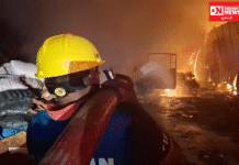 વાપીના સલવાવ ખાતે ભંગારના ગોડાઉનમાં લાગી ભીષણ આગ..