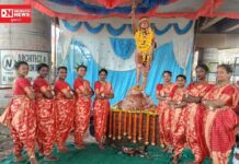 આદિવાસી સમાજ દ્વારા બિરસા જન્મજયંતિ 150 નિમિત્તે વલસાડની ધરમપુર ચોકડી ખાતે કરાઈ બિરસા મુંડાજીની પ્રતિમાની સ્થાપના..