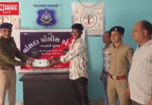 વાંસદા પોલીસની ટીમે તેરા તુજકો અર્પણ અંતર્ગત સાયબર ફ્રોડમાં ગુમાવેલ 47,850 રૂપિયા માલિક કર્યા પરત