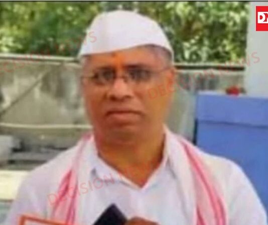 આદિવાસી પ્રોફેસર વસંત ગામીતે 60 વર્ષની વયે PH.D પૂર્ણ કરી રચ્યો પ્રેરણાદાયી ઇતિહાસ..